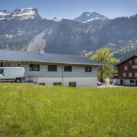 Moto-Center Beo Ag Hotel Brienz  Eksteriør billede